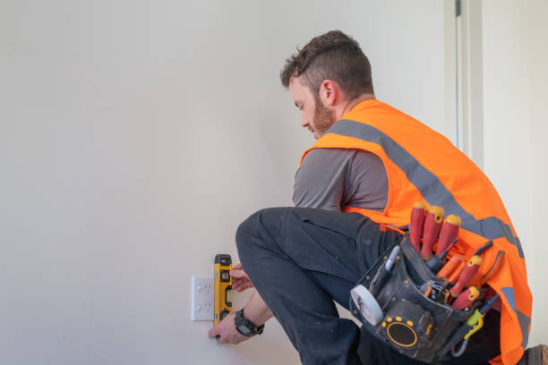 Best Electric Panel Repair  in Levittown, NY